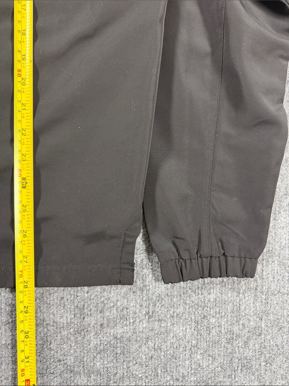 Fabletics The Outpost Jacket - Picture 3 of 6